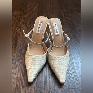 Steve Madden Beige Croc-Patterned Heels